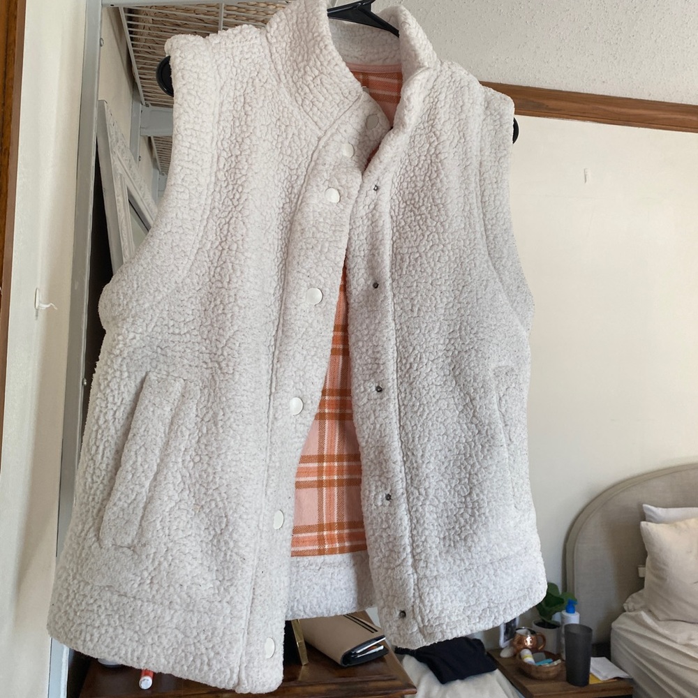 Aerie Sherpa vest